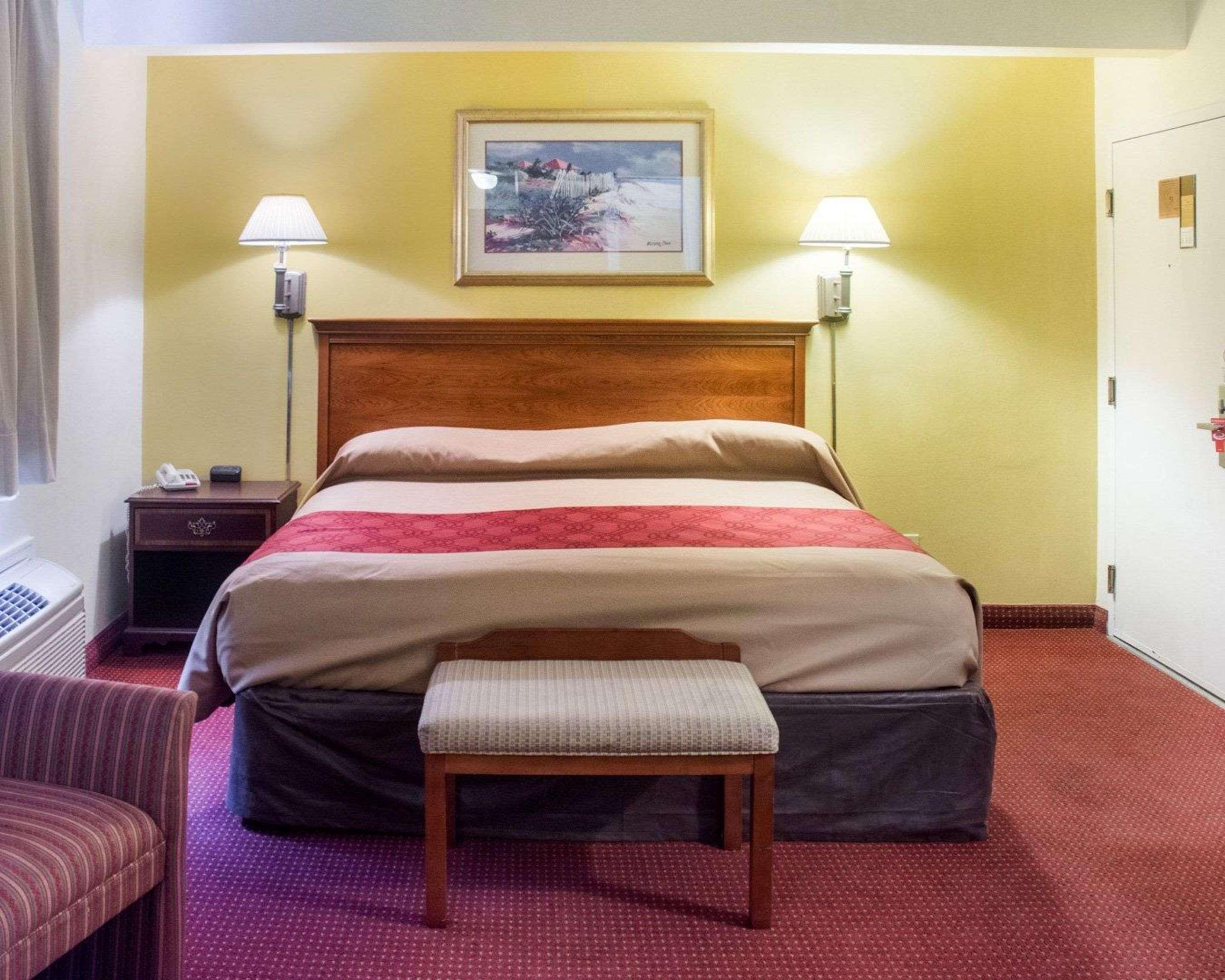 Econo Lodge Chesapeake Route 13 And I-464 Bagian luar foto