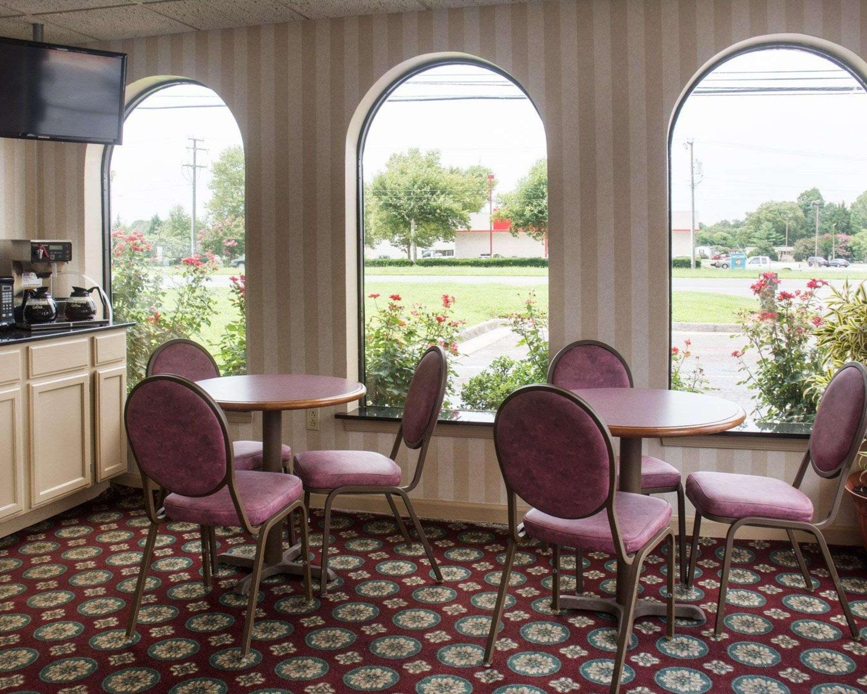 Econo Lodge Chesapeake Route 13 And I-464 Bagian luar foto