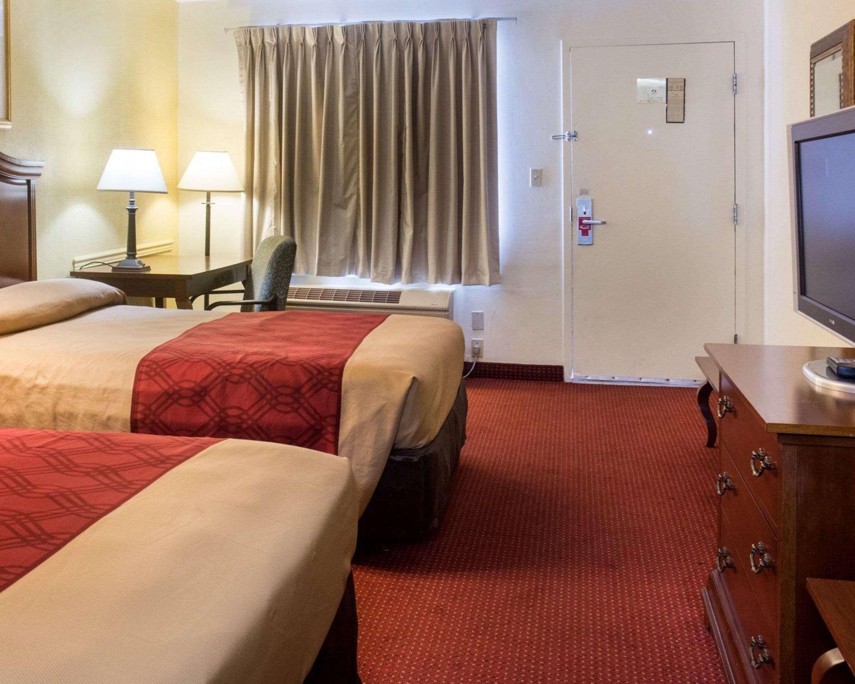 Econo Lodge Chesapeake Route 13 And I-464 Bagian luar foto