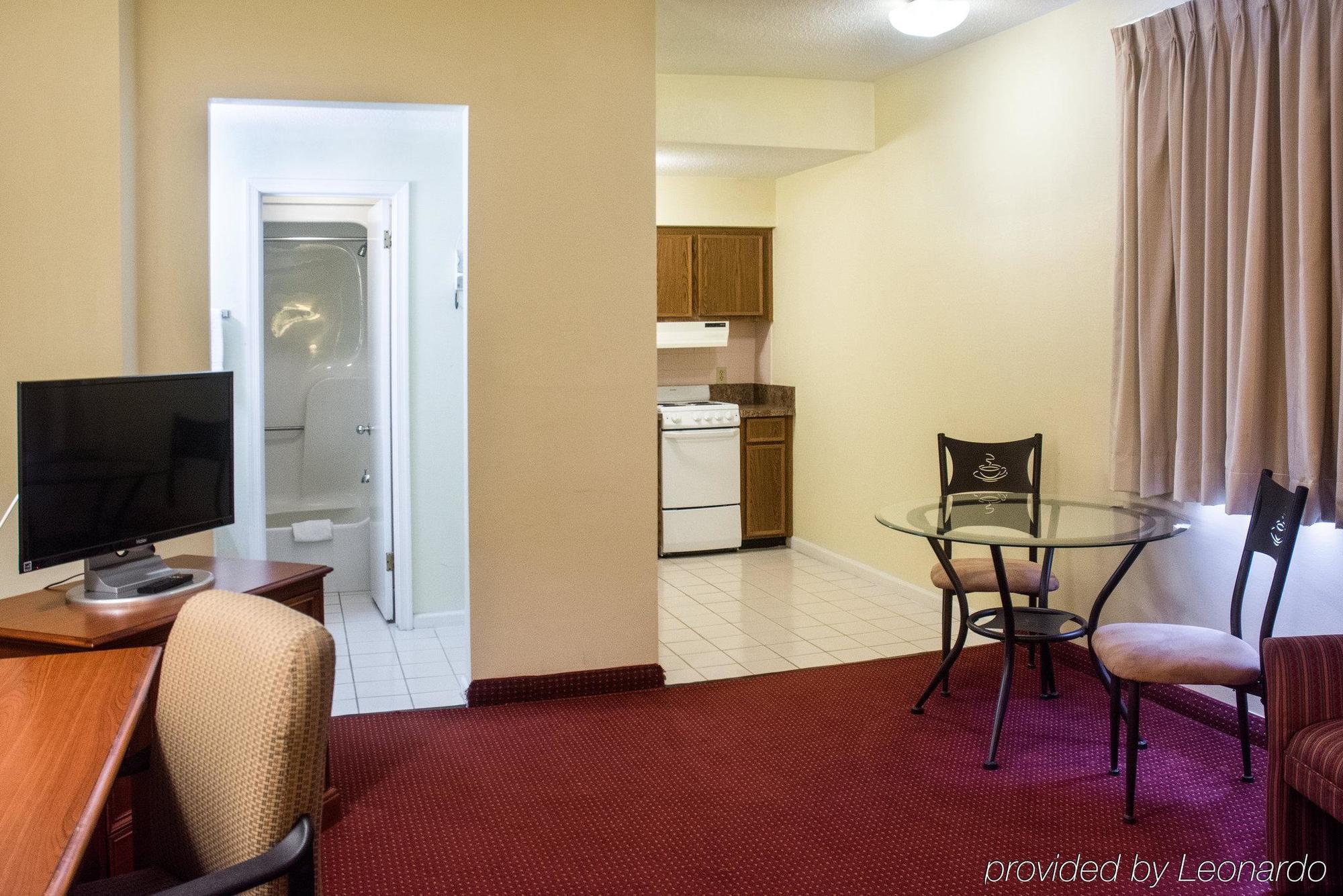 Econo Lodge Chesapeake Route 13 And I-464 Bagian luar foto